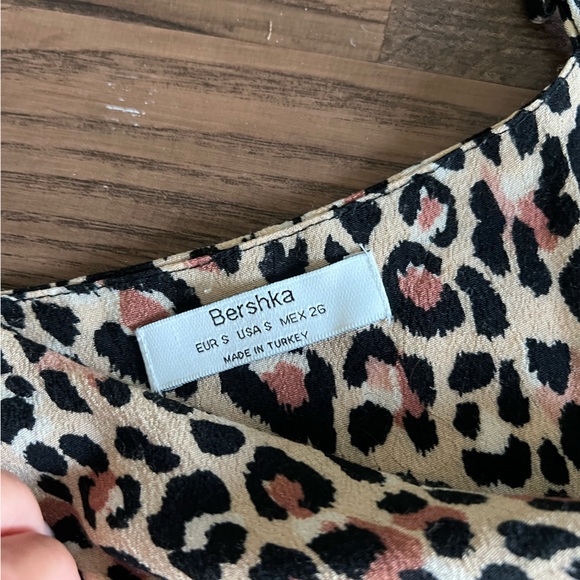 Bershka leopard print wrap mini dress - Picture 3 of 4
